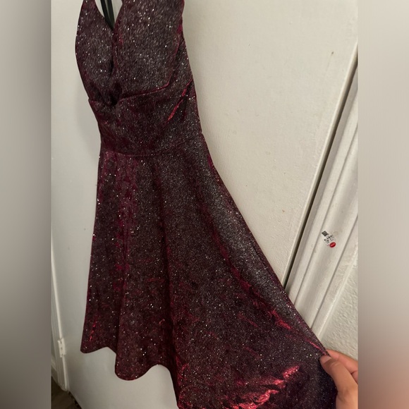 Dress - Picture 2 of 9